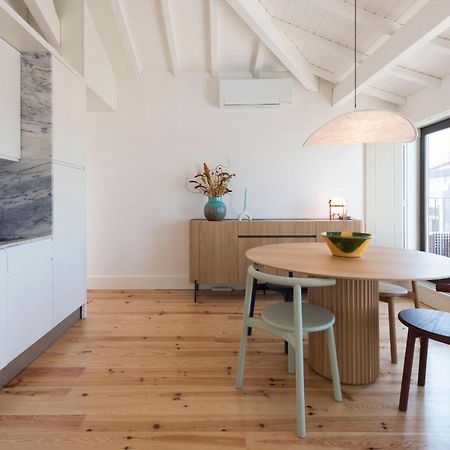 Boavista Penthouse W/ 2 Balconies & Ac By Lovelystay Porto Exterior photo
